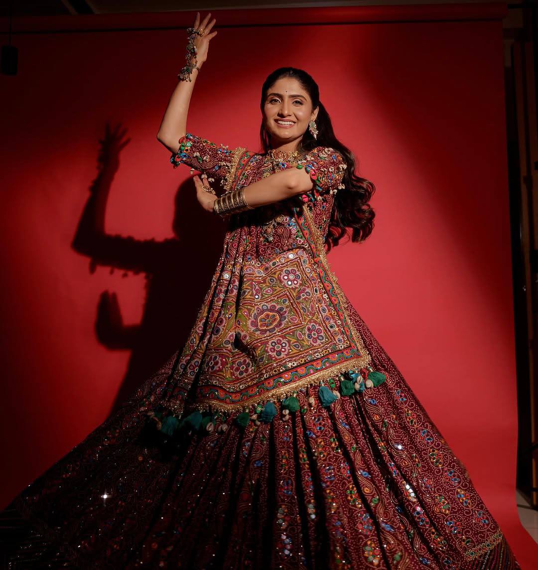 Rustic Royal Gamthi Navratri Lehanga Choli set
