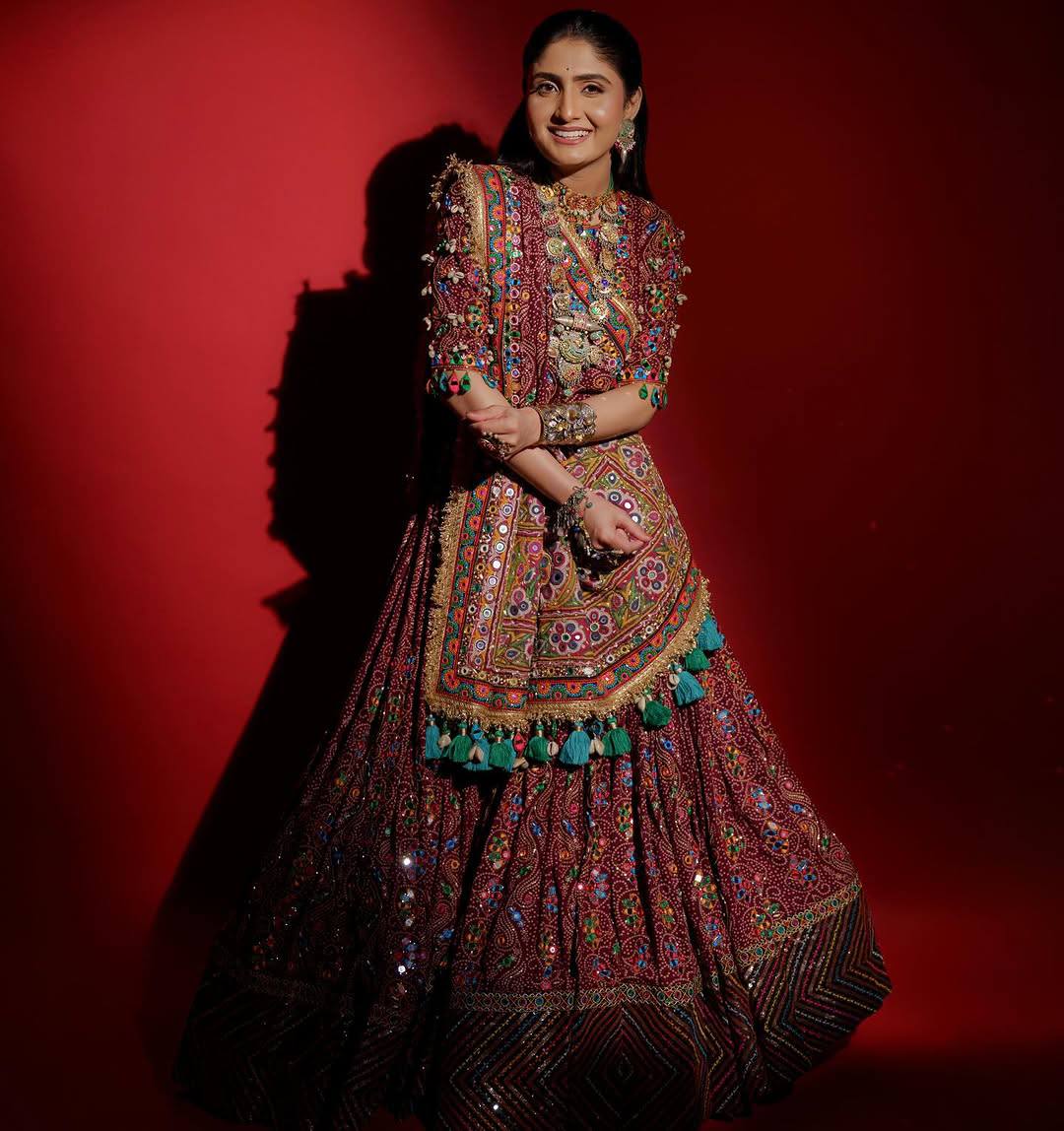 Rustic Royal Gamthi Navratri Lehanga Choli set