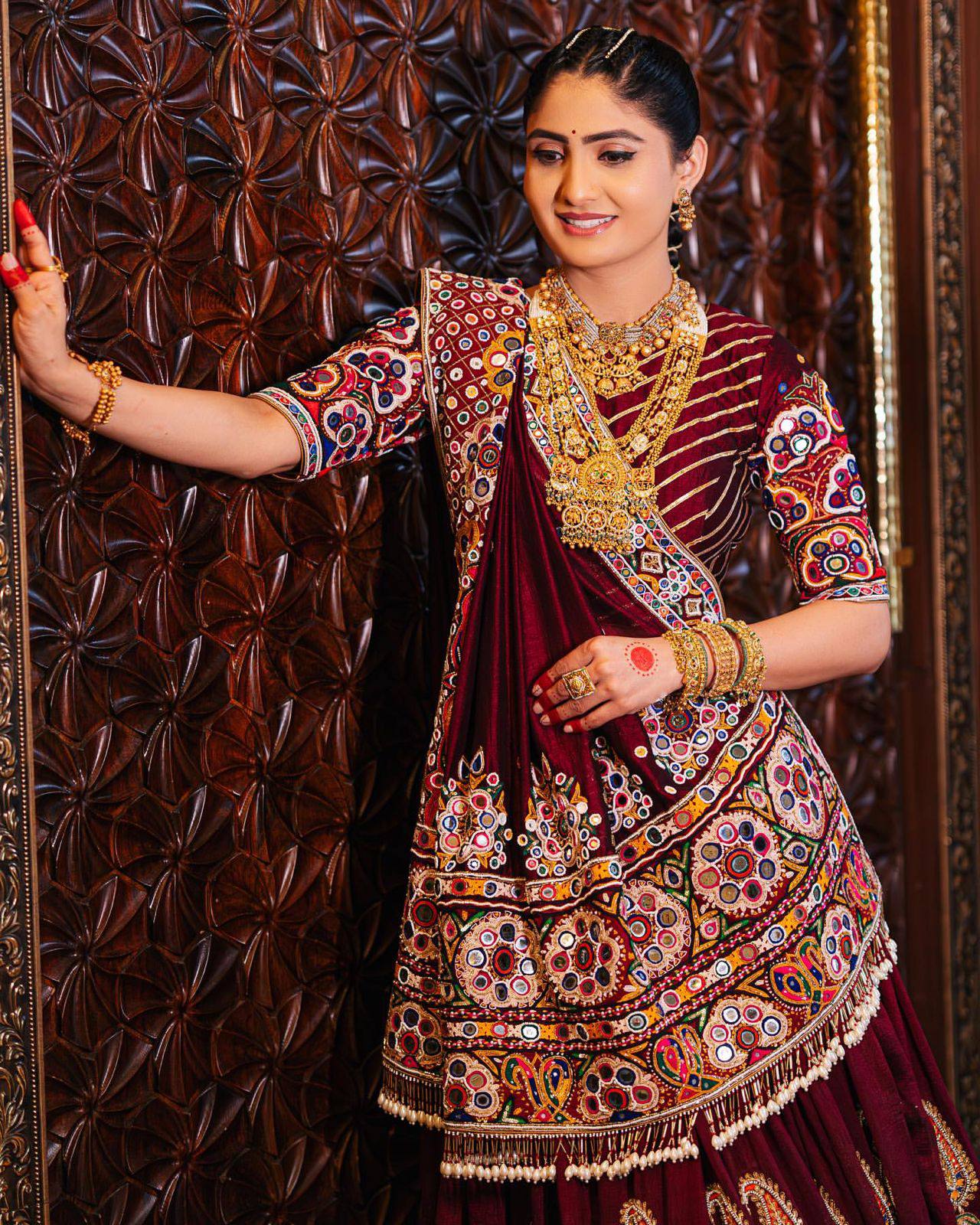 Raas Garba Radiance Navratri Lehanga Choli Set