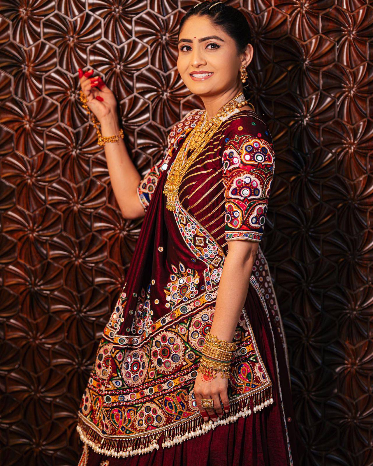 Raas Garba Radiance Navratri Lehanga Choli Set
