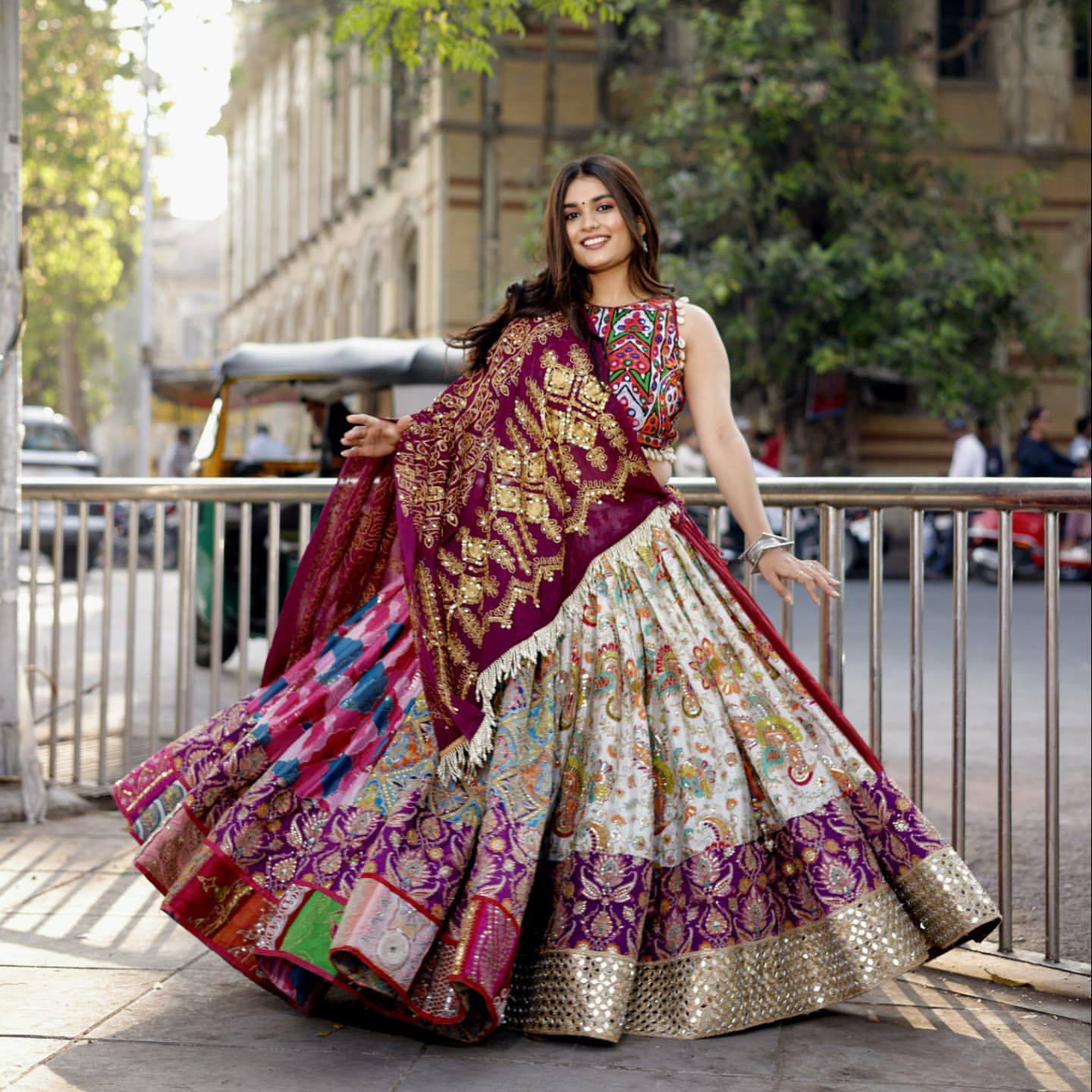 Royal Megenta Garba Glow Navratri Lehanga Choli Set