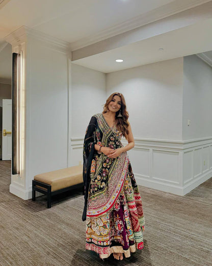 Raas Garba Radiance Navratri lehanga Choli Set
