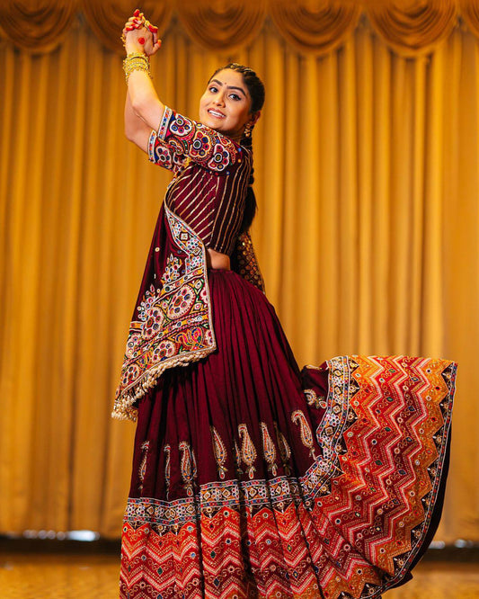 Raas Garba Radiance Navratri Lehanga Choli Set