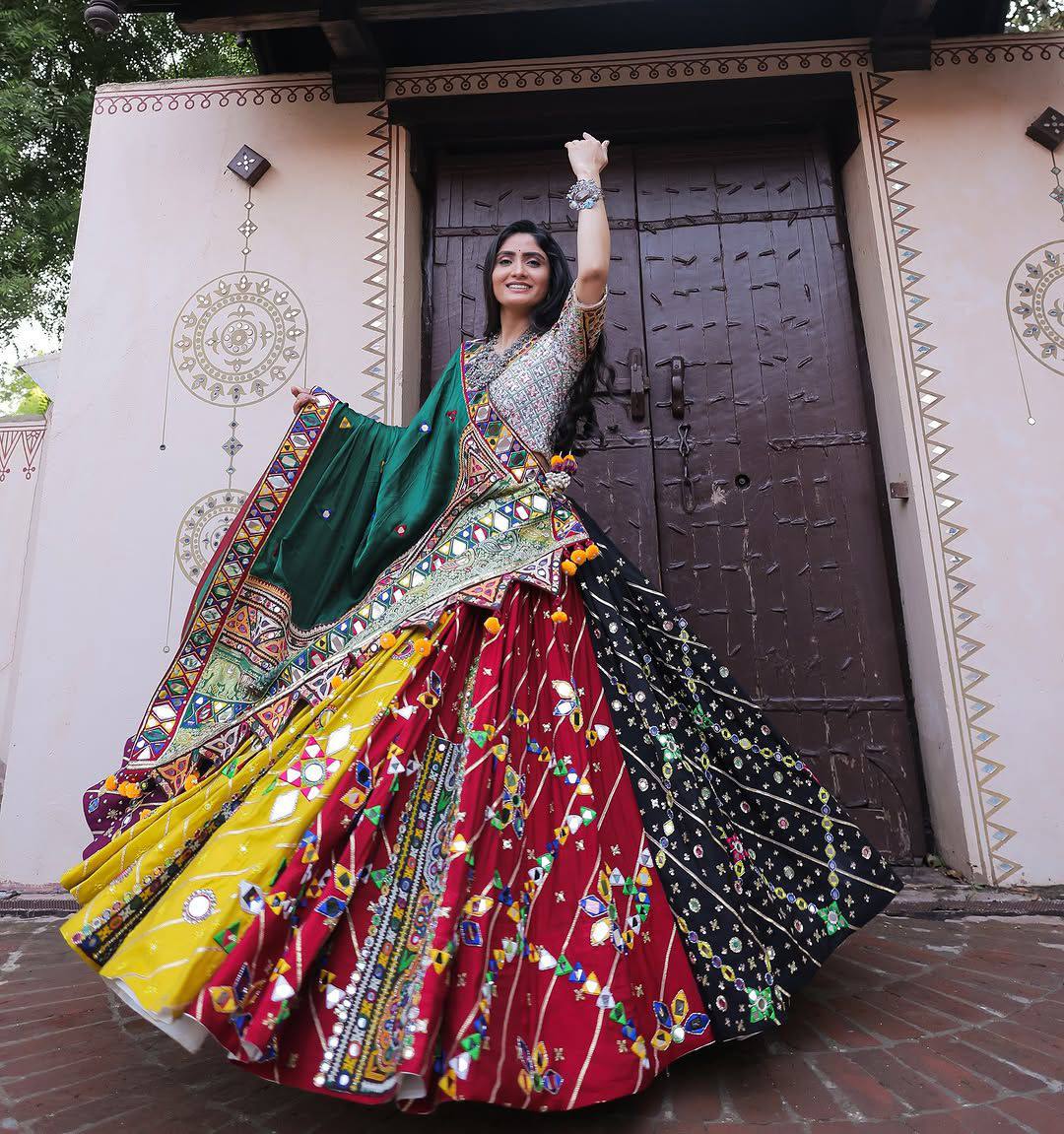 Traditional Handcrafted Mirror Work Lehanga Choli Set