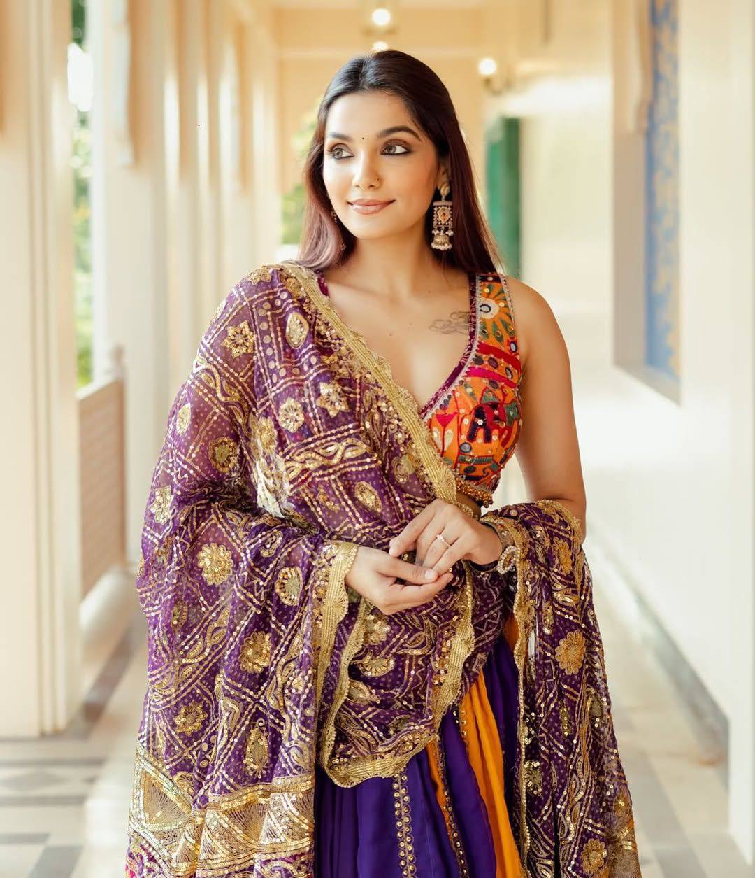 Royal Radiance in Heritage Hues Navratri Lehanga Choli Set
