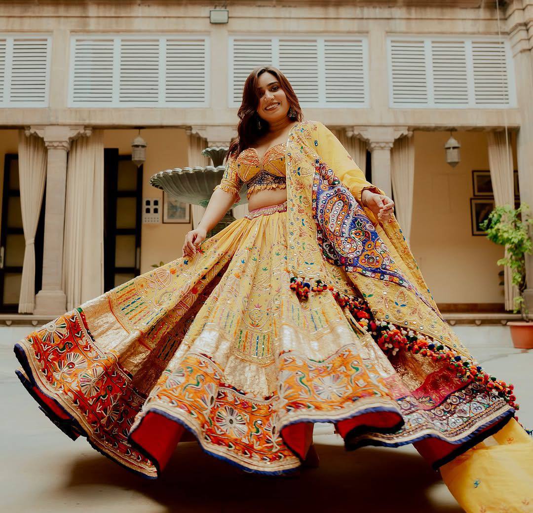 Heritage Muslin Glow Traditional Navratri Lehanga Choli Set