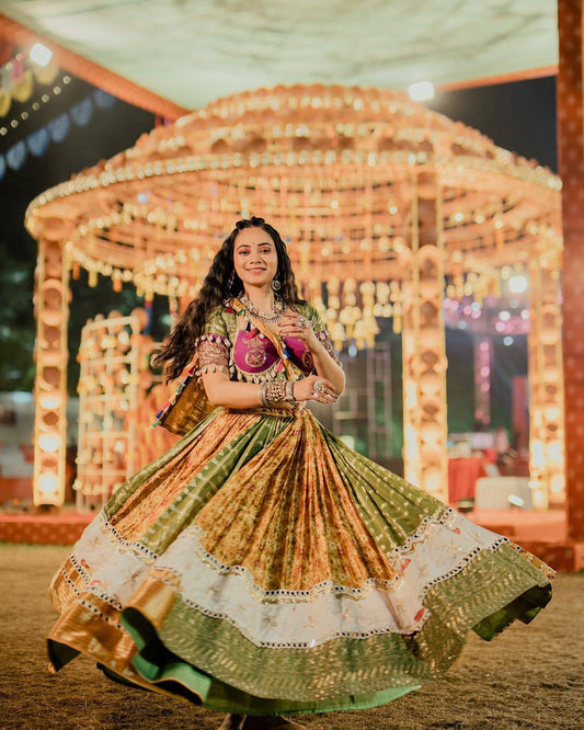 Dandiya Night Diva Navratri Lehanga Choli Set