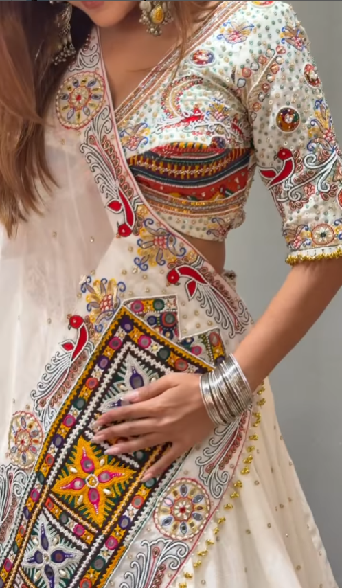 "White Traditional Mirror Work Chaniya Choli – A Heritage-Inspired Masterpiece"