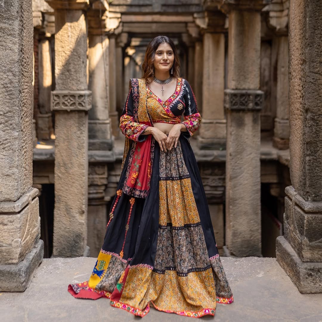 Navratri Royal Mirror Work Lehenga