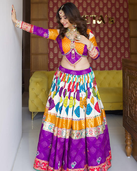 Navratree Royal Patola Pop  Queen of Colors
