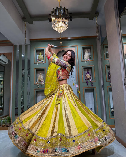 Surajmukhi Swag Lehenga