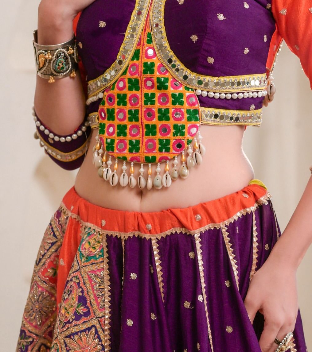 Vibrant Gamthi Fusion Look Lehanga choli set