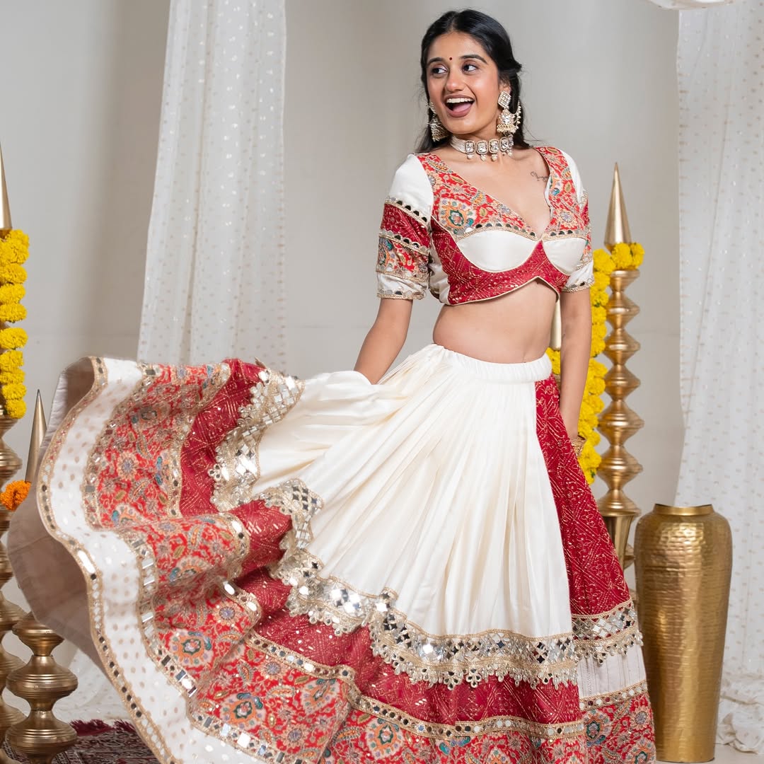 Red & White Traditional Navratri Chaniya choli