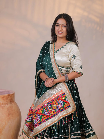 Emerald Elegance Gamthi Embroidered Lehenga Choli Set