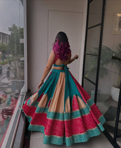 Navratree Teal Berry Bloom – Grace with a Swirl