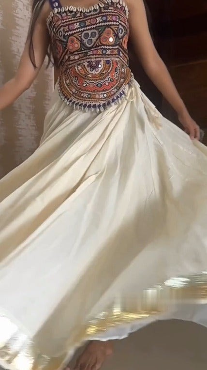 Golden Glow – White Lehenga with Colorful Gamthi Blouse