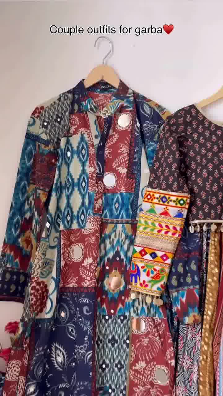 Garba Chronicles: Twin Tones of Tradition