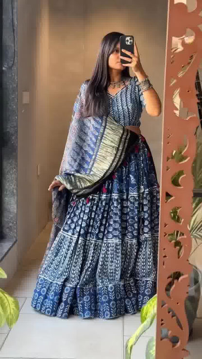 Royal Elegance – Handwoven Ethnic Lehenga with Contrast Dupatta Charm