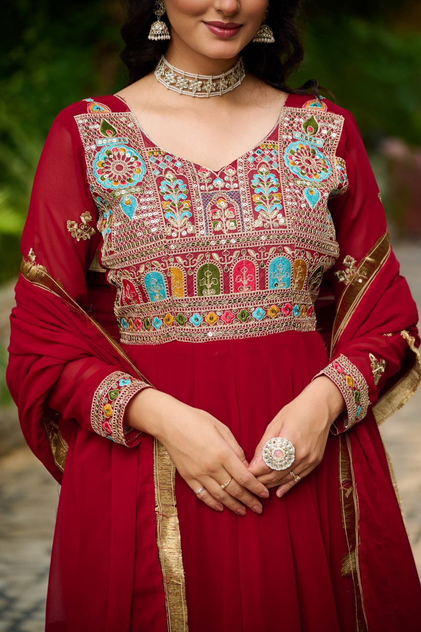 Mahal-e-Nazakat: Where Grace Meets Royal Threads