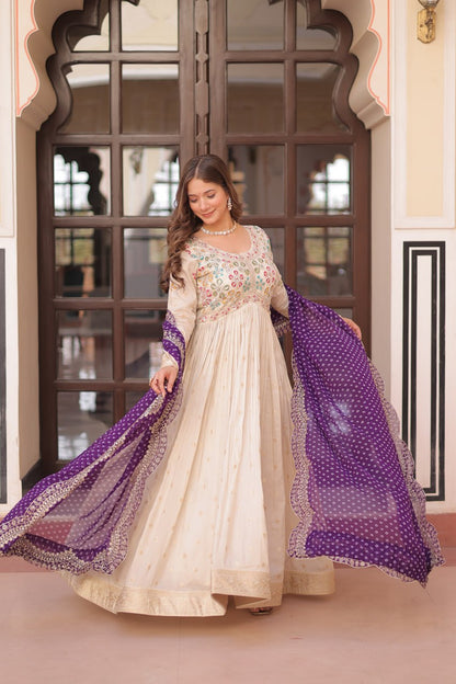Dupatta Manjari: Regal Radiance in Layers