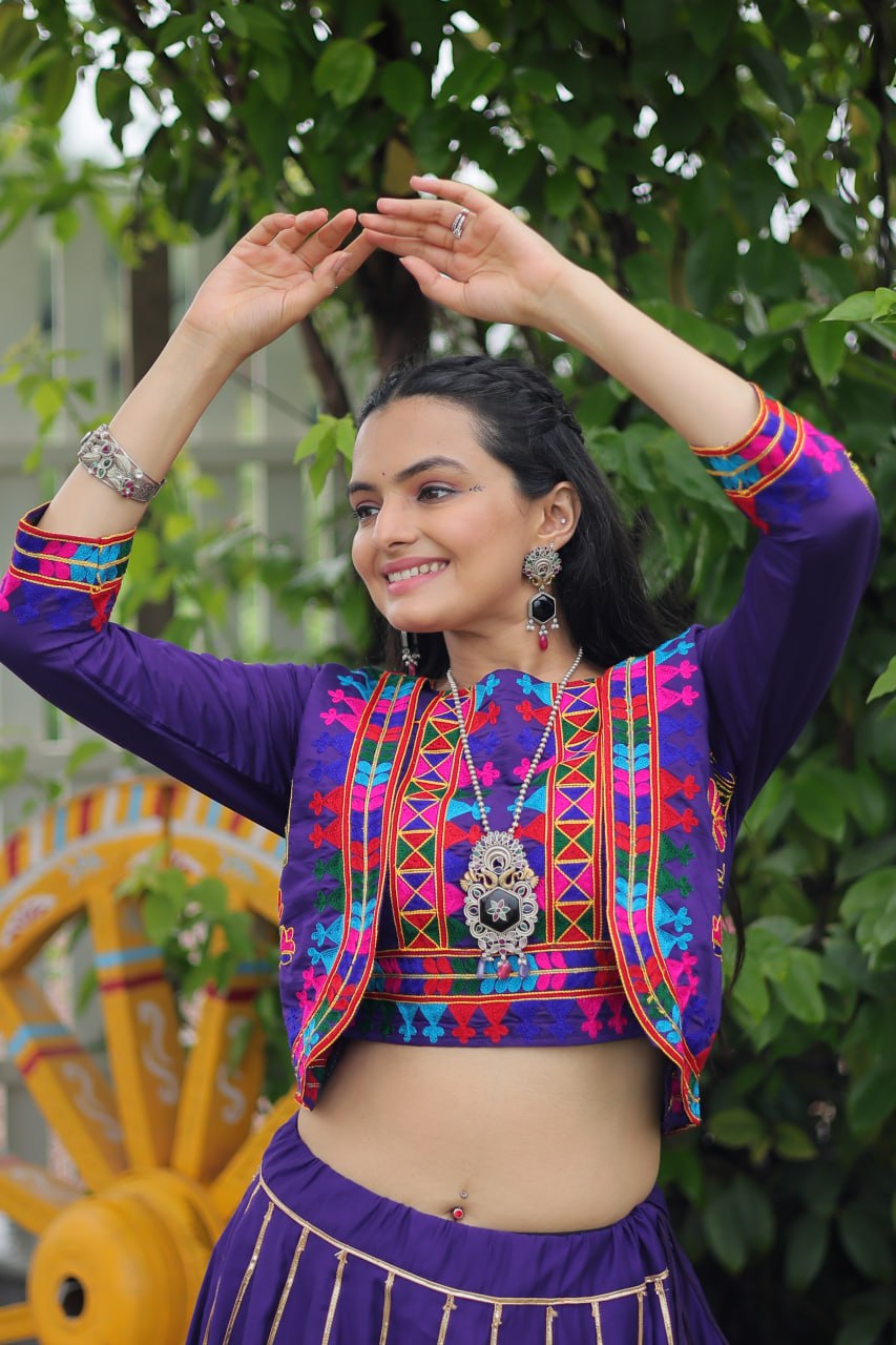 Navratri Ki Rajkumari: Twirl Like a Festival Queen