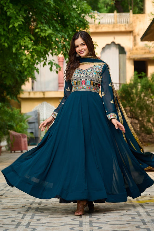 Mahal-e-Nazakat: Where Grace Meets Royal Threads
