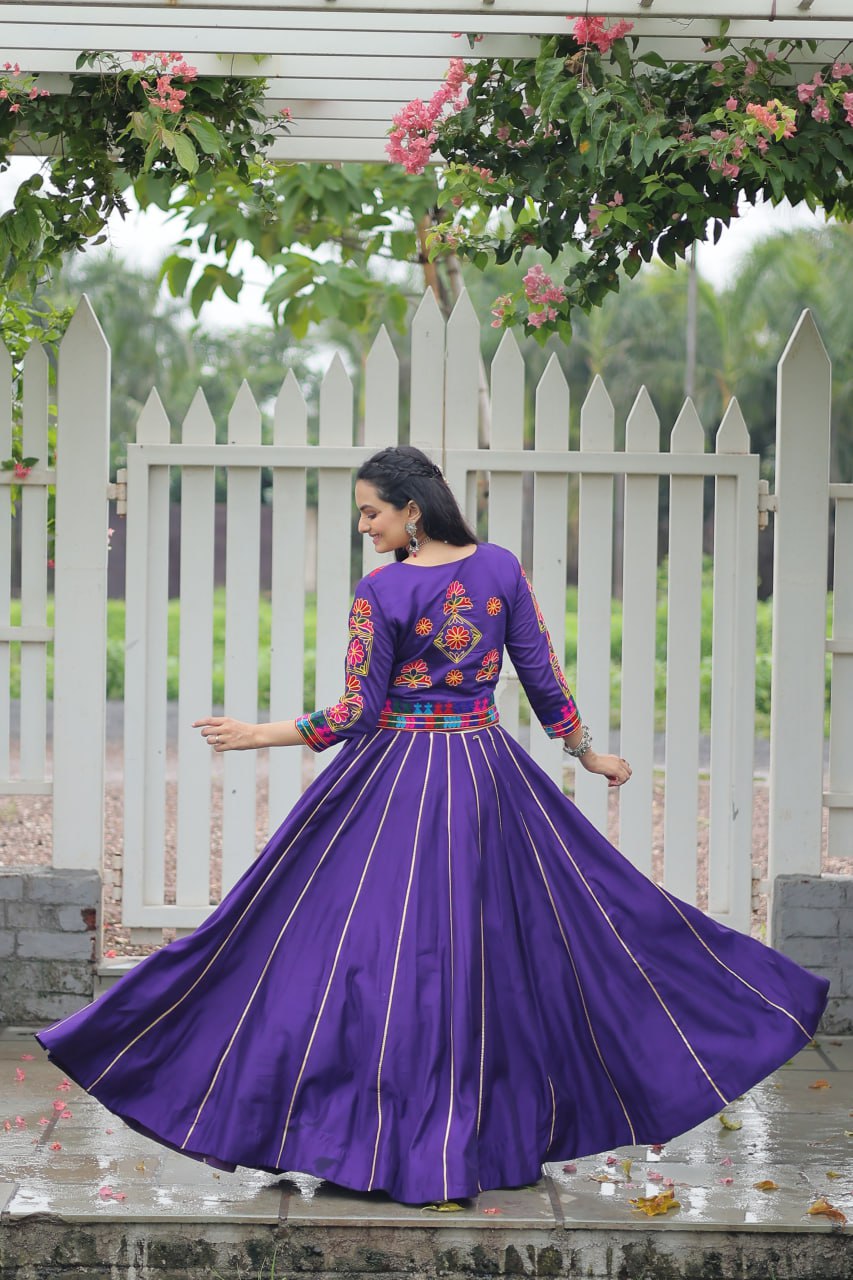 Navratri Ki Rajkumari: Twirl Like a Festival Queen