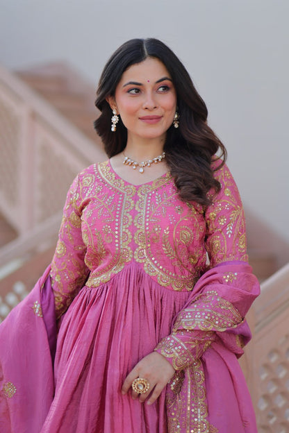 Adaayein-e-Hunar A Story Sewn with Threads of Tradition