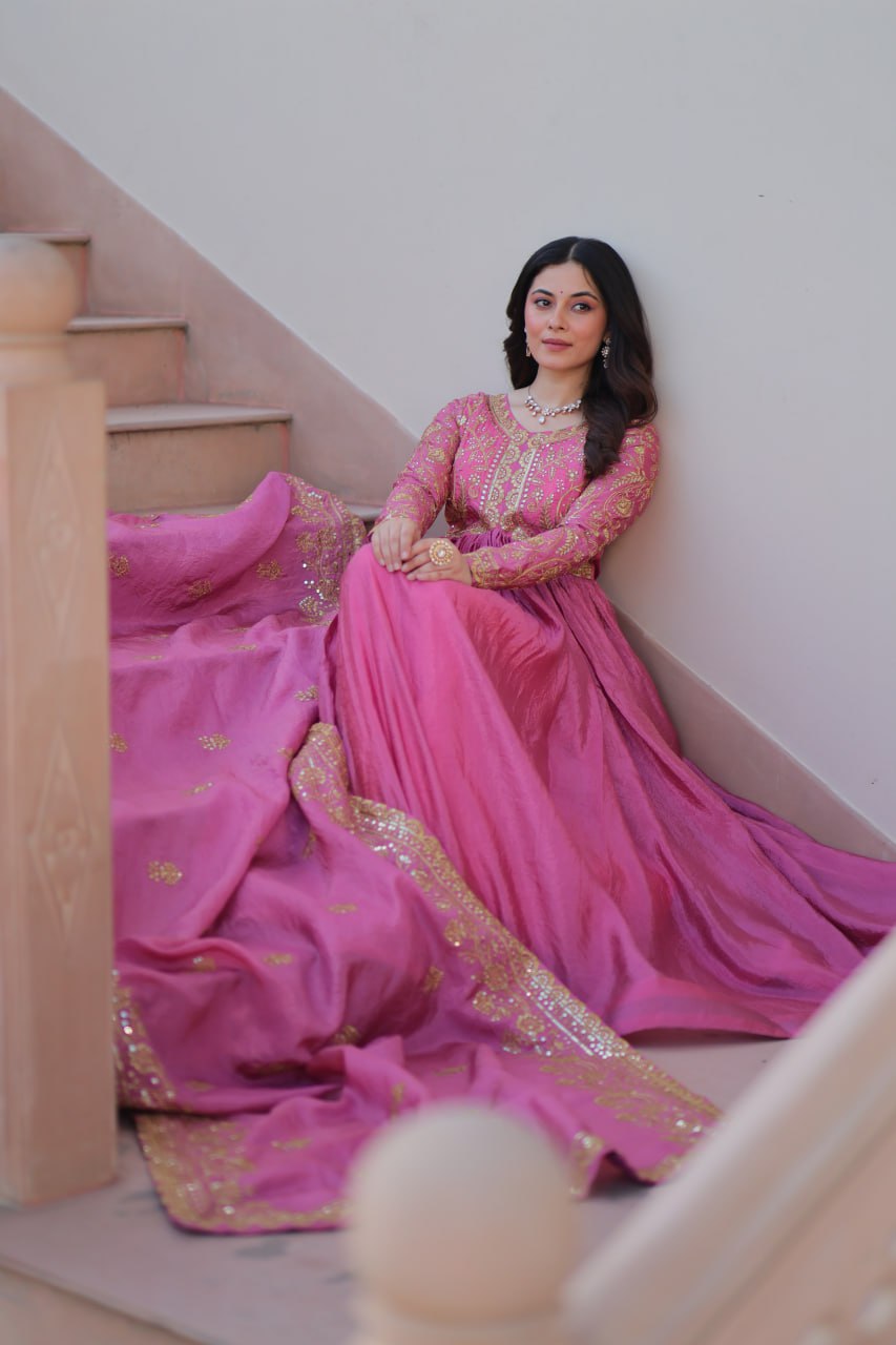Adaayein-e-Hunar A Story Sewn with Threads of Tradition