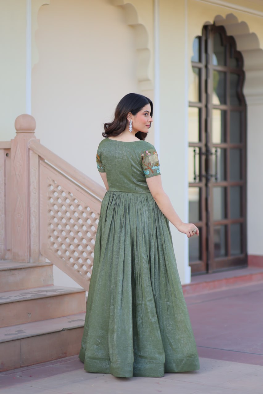 Handcrafted Elegance Blending Tradition with Contemporary Grace