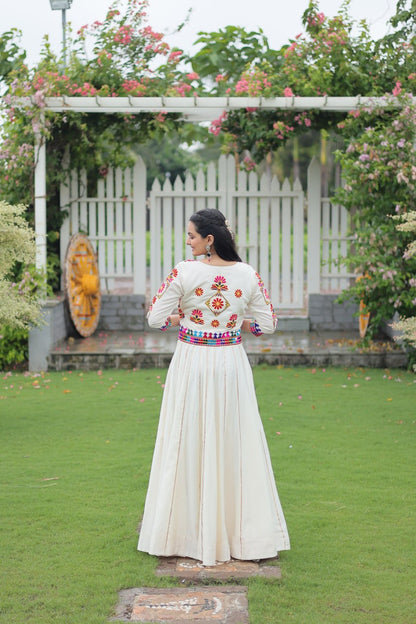 Navratri Ki Rajkumari: Twirl Like a Festival Queen