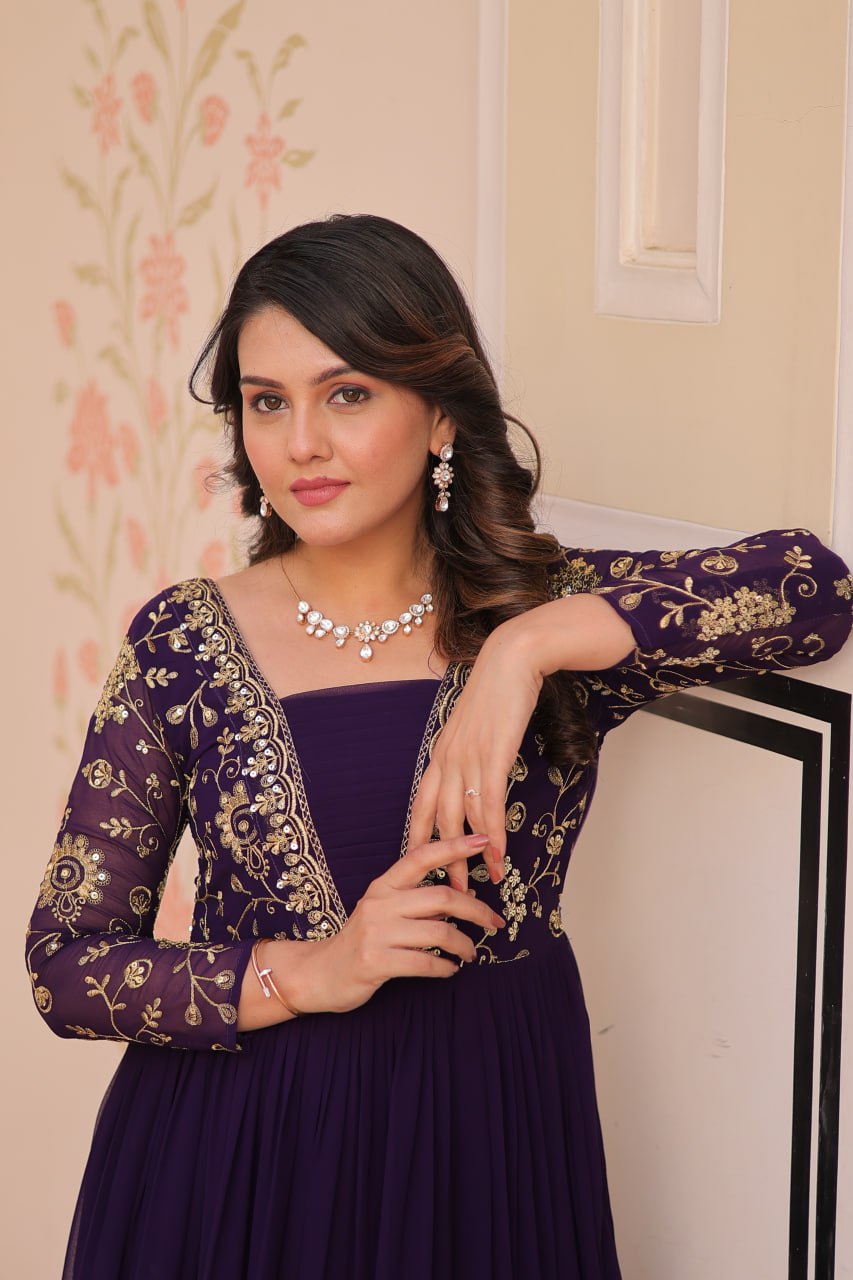 Zaika-e-Zar A Glorious Symphony of Embroidered Elegance