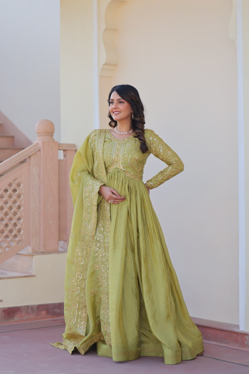 Adaayein-e-Hunar A Story Sewn with Threads of Tradition