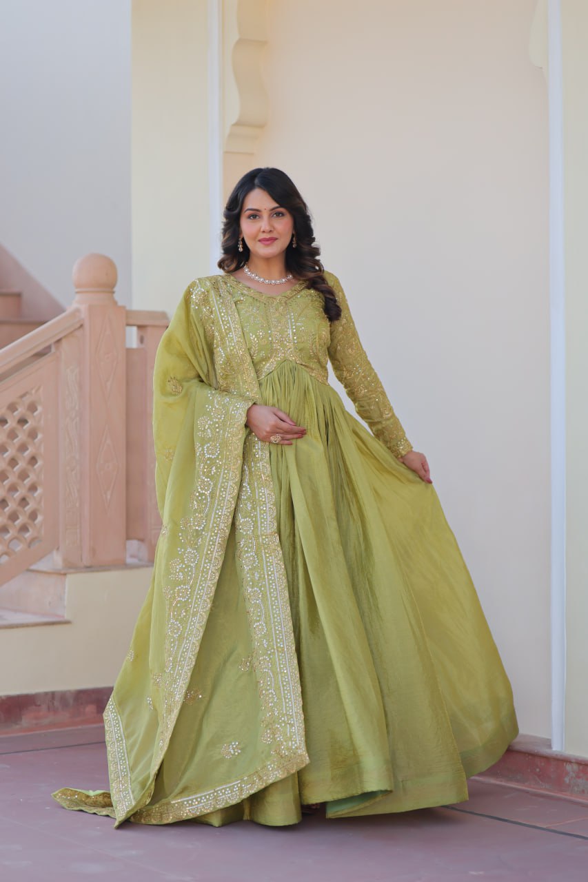 Adaayein-e-Hunar A Story Sewn with Threads of Tradition