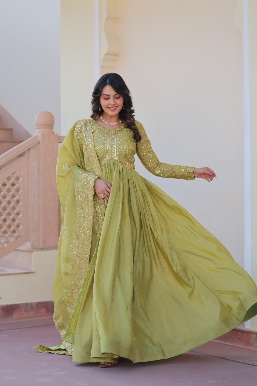 Adaayein-e-Hunar A Story Sewn with Threads of Tradition