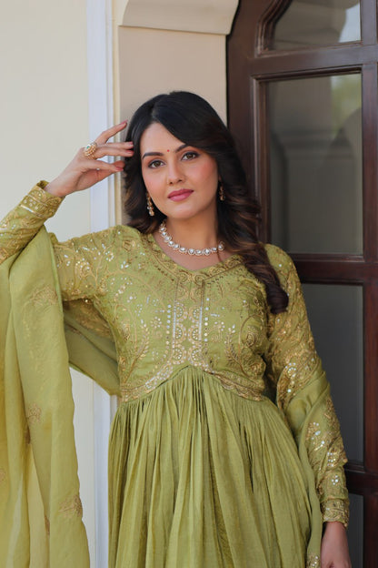 Adaayein-e-Hunar A Story Sewn with Threads of Tradition