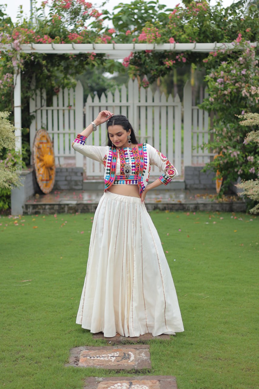 Navratri Ki Rajkumari: Twirl Like a Festival Queen