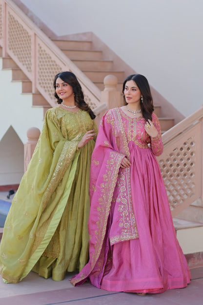 Adaayein-e-Hunar A Story Sewn with Threads of Tradition