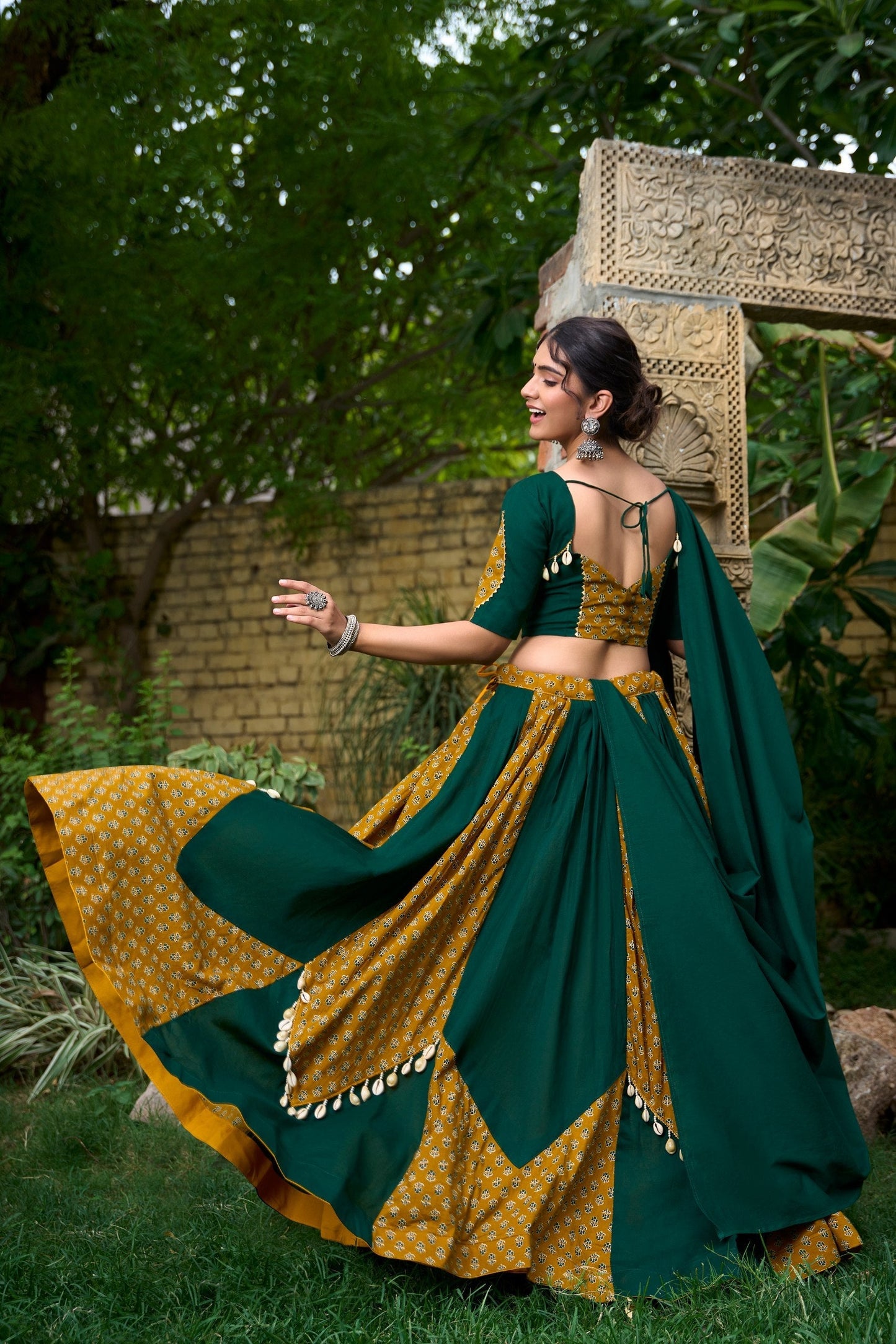 Mustard Mehfil: Tales of Threads & Twirls