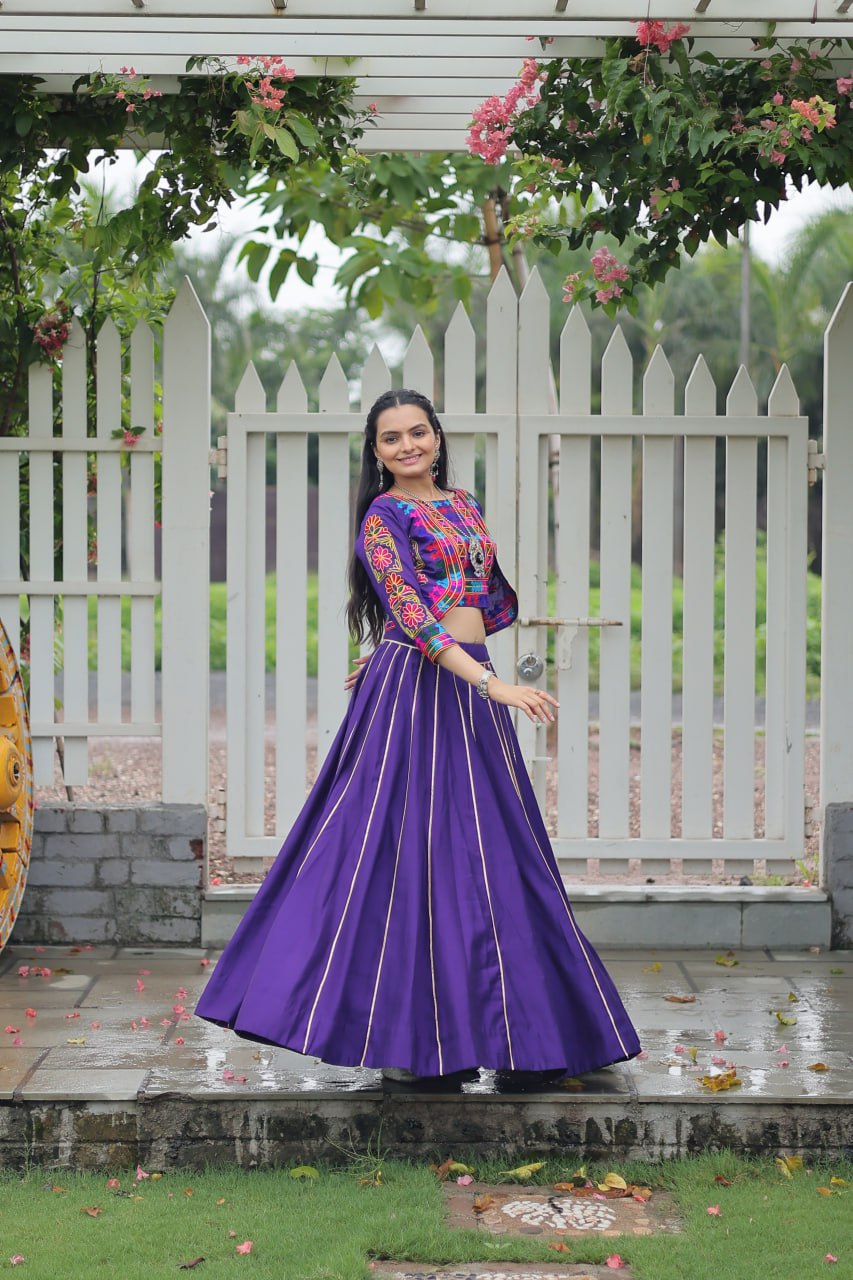 Navratri Ki Rajkumari: Twirl Like a Festival Queen